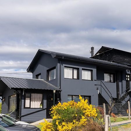 Utaka Cabanas Y Apartamentos Ushuaia Luaran gambar