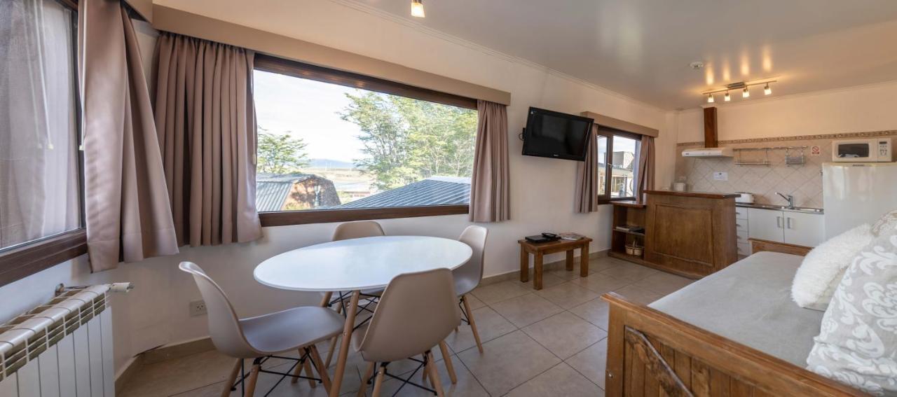 Utaka Cabanas Y Apartamentos Ushuaia Luaran gambar
